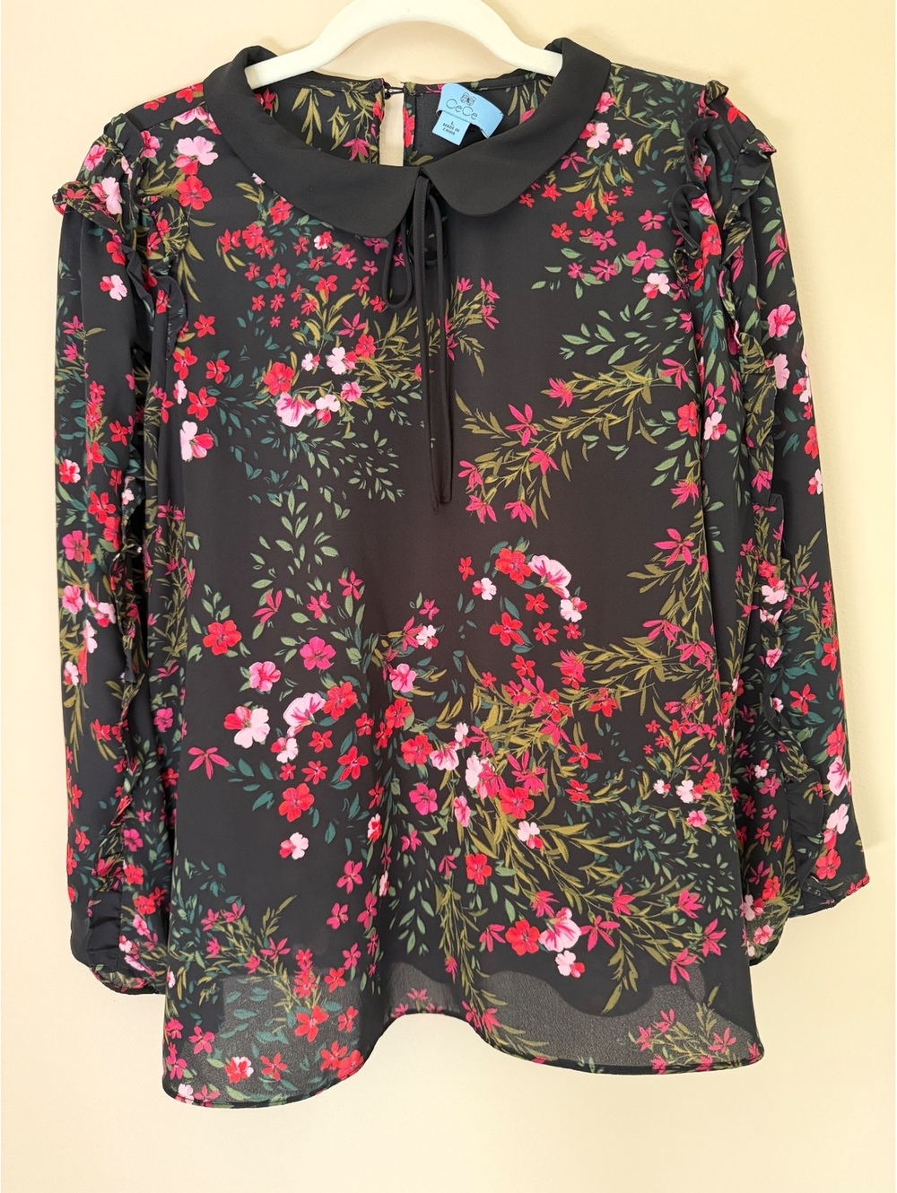 L CeCe cutesy blouse